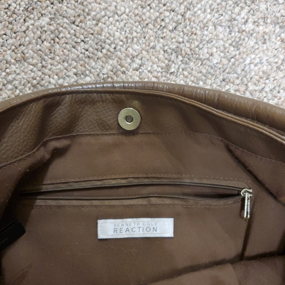 Kenneth Cole Reaction Brown Leather Shoulder Purse with Gold Studded Strap - Picture 8 of 15